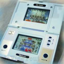 Game And Watch - Oil Panic - 1982 - Nintendo - Jeu Electronique Vintage 80'S (2)